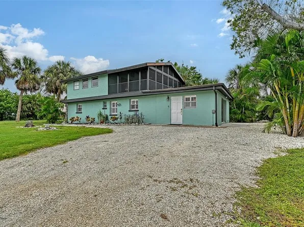 560 Cedar St, Longboat Key, FL 34228