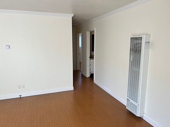 3rd image of 1111 Seabright Ave #B