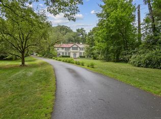 1056 Whitney Avenue, Hamden, CT 06517