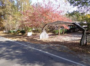 23481 Riverton Rd, Wagram, NC 28396