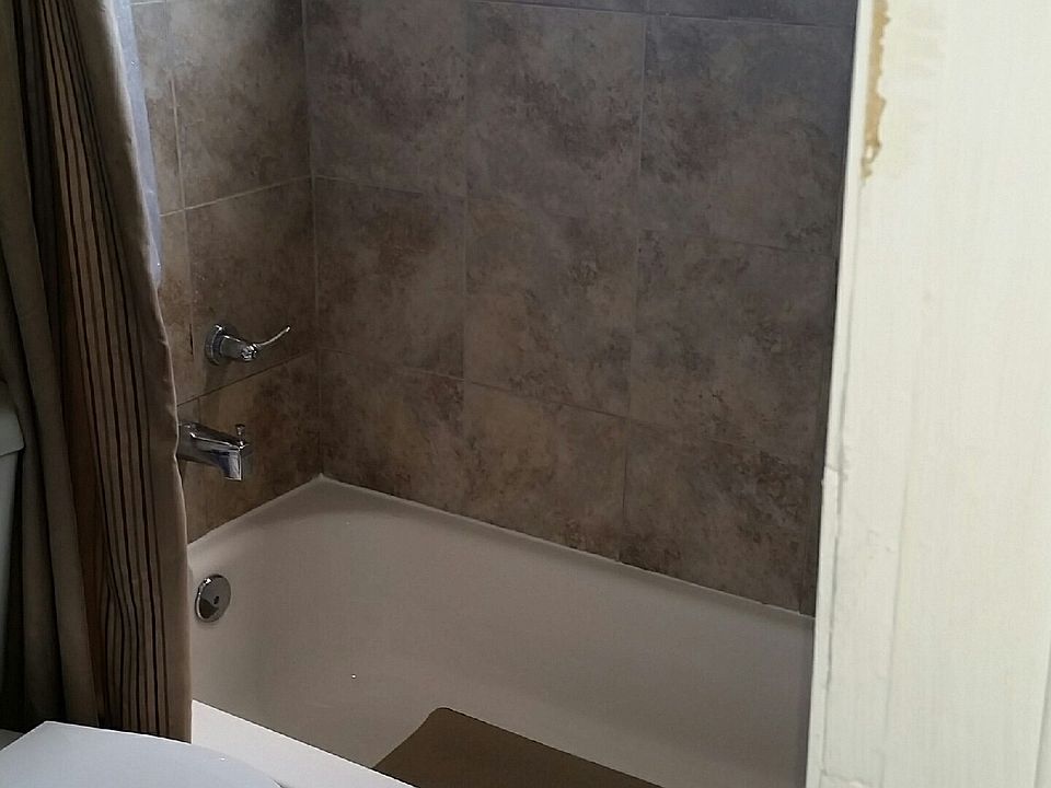 1st image of 1207 E Myrtle St