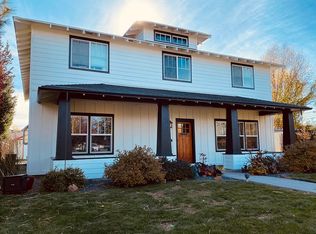 20609 White Dove Ln, Bend, OR 97702