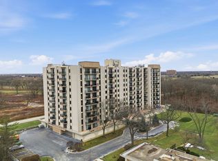 190 S Wood Dale Rd APT 200, Wood Dale, IL 60191