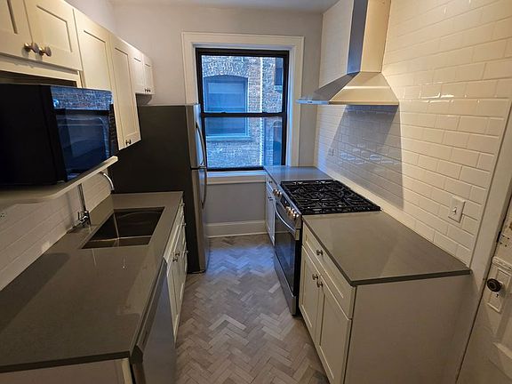 2nd image of 2129 Ridge Ave #2129-315-2G