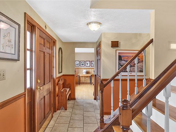 4th image of 3757 Fenton Dr