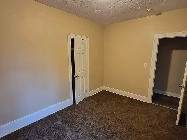 3399 E 140th St #2 — Photo 20