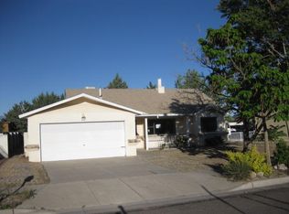 808 Sunridge Rd SW, Albuquerque, NM 87121