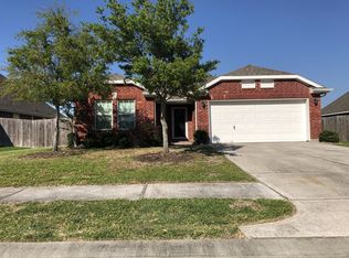 1815 Oakbranch Dr, Pearland, TX 77581