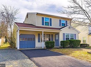 896 Fairview Dr, Toms River, NJ 08753
