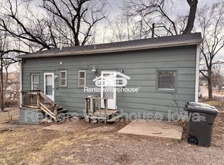 2828 Oxford St, Des Moines, IA 50313