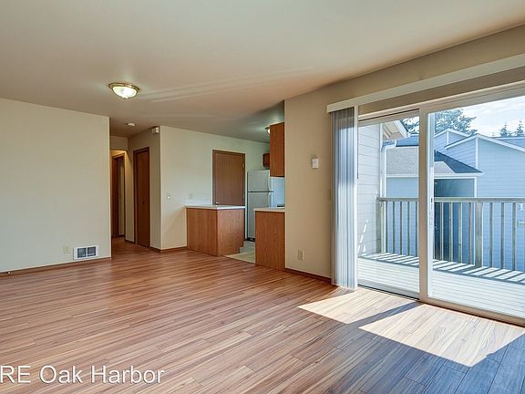 5th image of 1661 NE 16th Ave APT H202