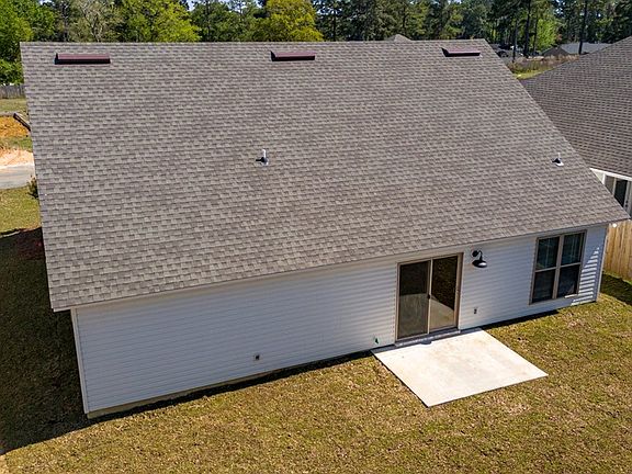4th image of 704 Osprey Cir