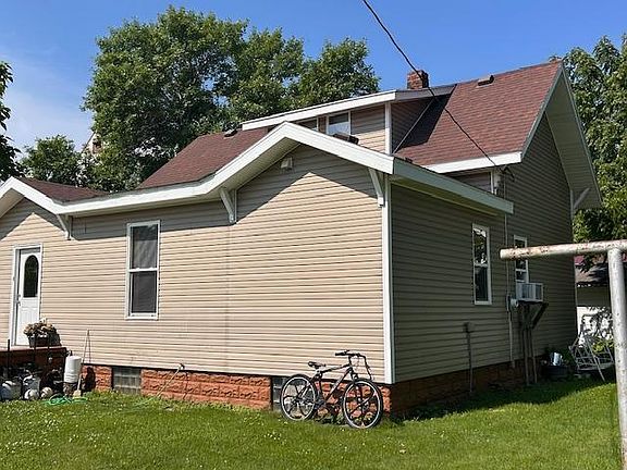 3rd image of 321 Lowery Ave