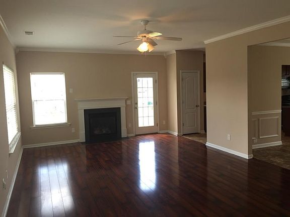 4th image of 1020 Mountain Laurel Ct