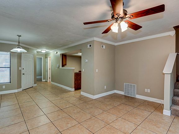 3rd image of 1225 Bayshore Dr N