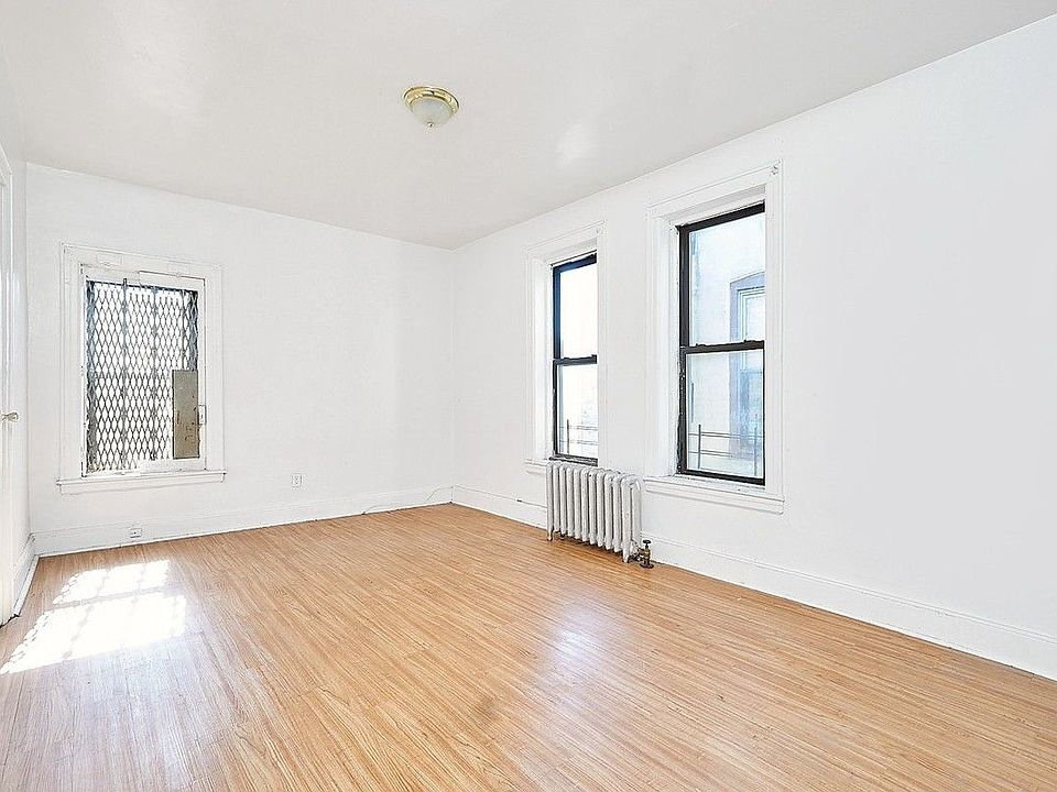 1st image of 2 Hawthorne St APT 5