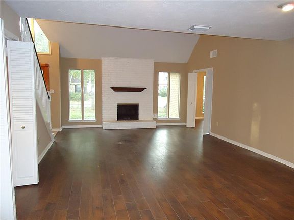 5th image of 822 Forest Lake Dr