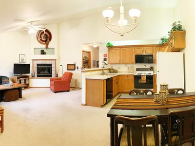 11120 W Gilbert Ave Unit J, Milwaukee, WI, 53226