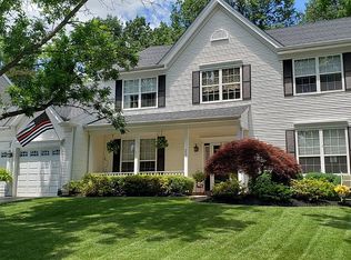 26 Abraham Rd, Whitehouse Station, NJ 08889