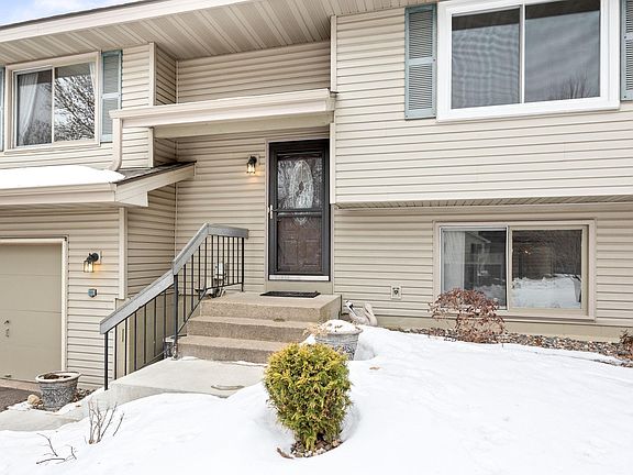 2nd image of 4227 Goldenrod Ln N