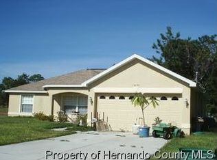 12175 House Finch Rd, Weeki Wachee, FL 34614
