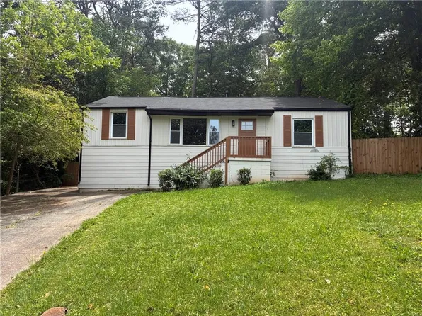 2190 Gordon Cir SE, Smyrna, GA 30080