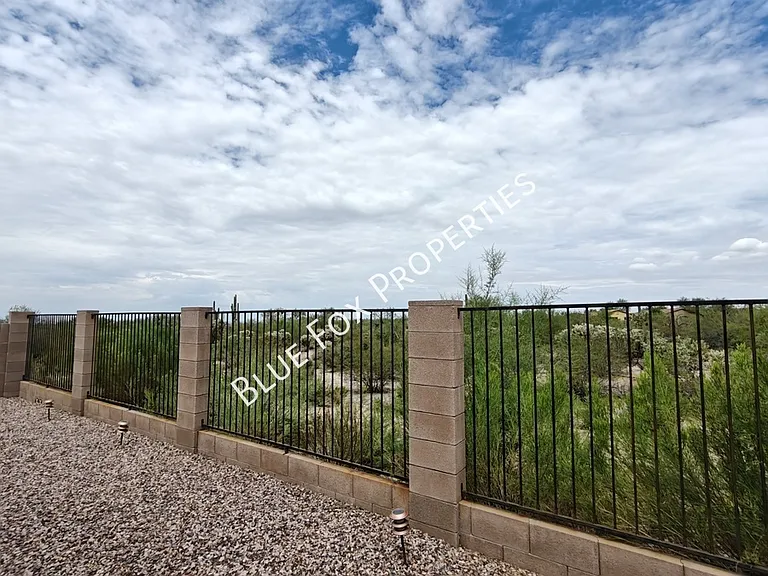 12163 N Meditation Dr — Photo 32
