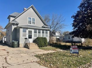 2046 Highland Park Ave, Fort Dodge, IA 50501