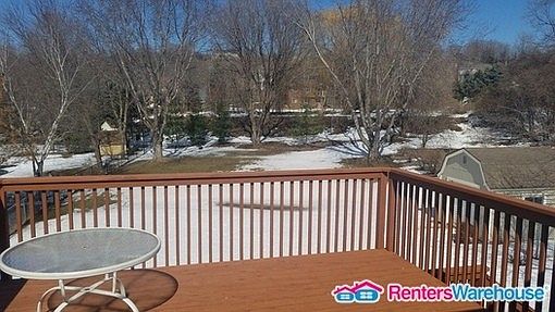3rd image of 3316 Sunset Lake Dr
