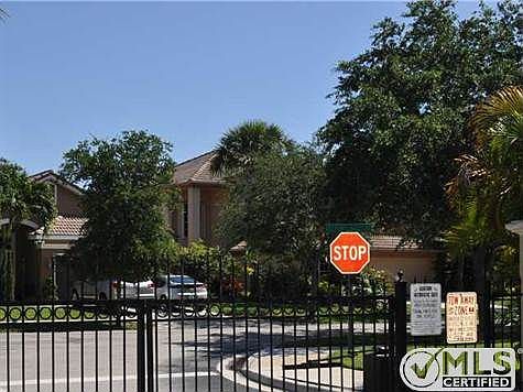 5th image of 1110 Delray Lakes Dr