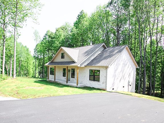 2nd image of 377 Crossvine Rd