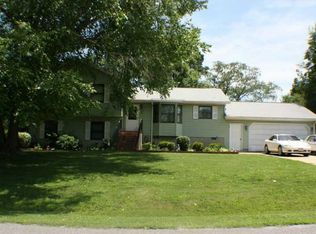 112 Plantation Rd, Williamsburg, VA 23185