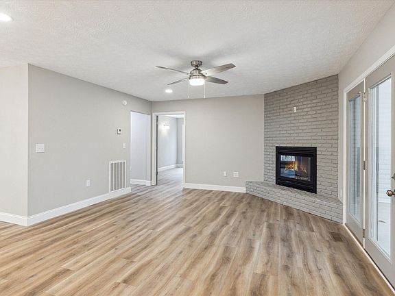 5th image of 1378 Springview Cir