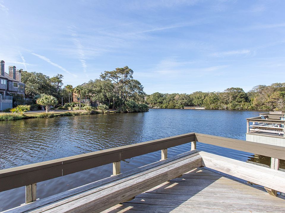 1st image of 4559 Park Lake Dr
