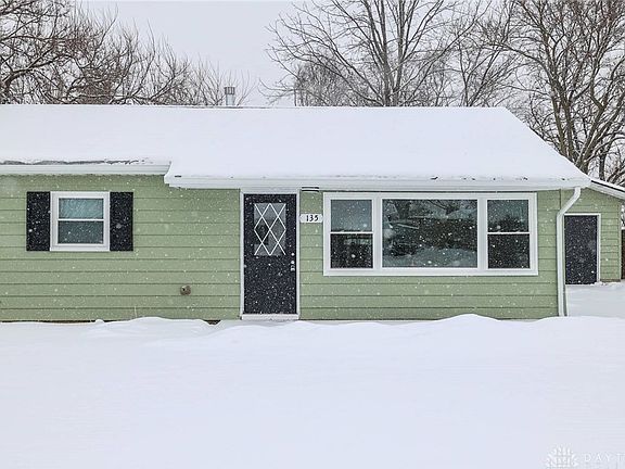 3rd image of 135 E Garland Ave
