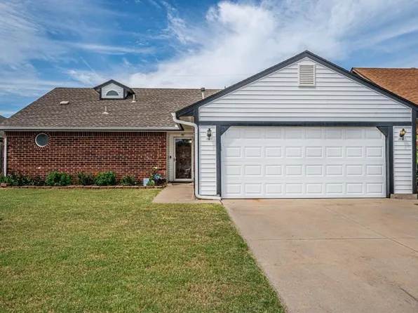 1709 Shannon Dr, Midwest City, OK 73130
