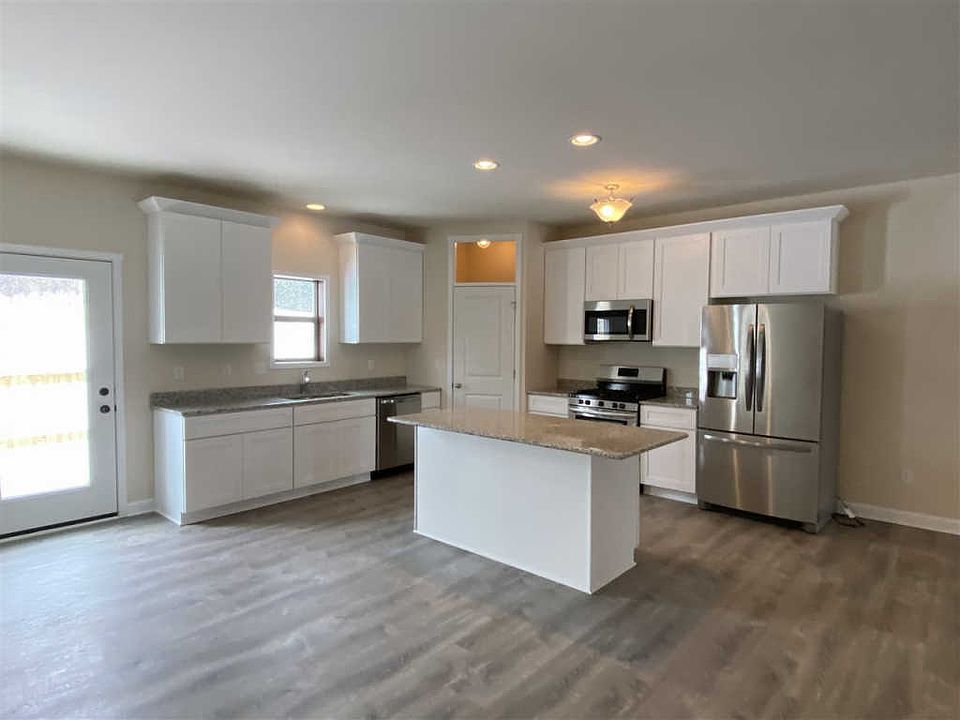 2nd image of 13140 Buttonwood Dr