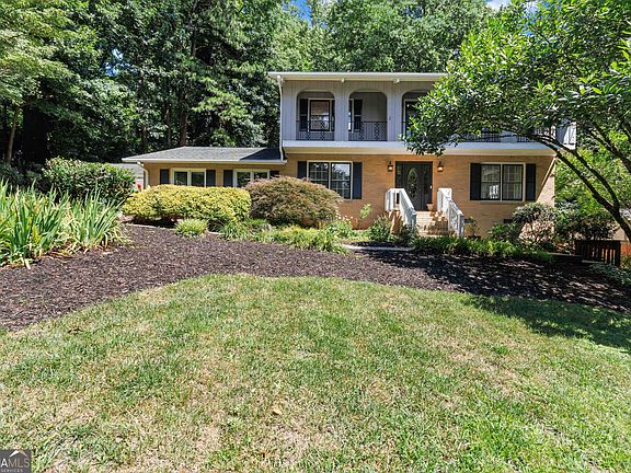3rd image of 4037 Morgan Rd