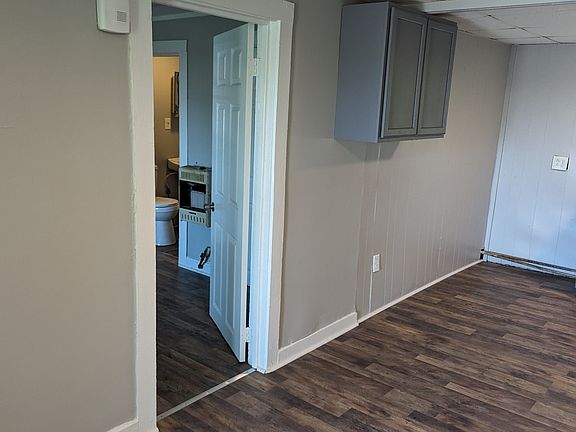 5th image of 821 Richardson St APT 2