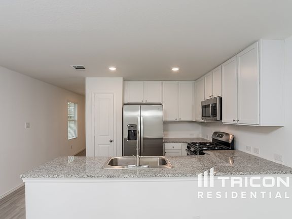 4th image of 6651 Arid Way