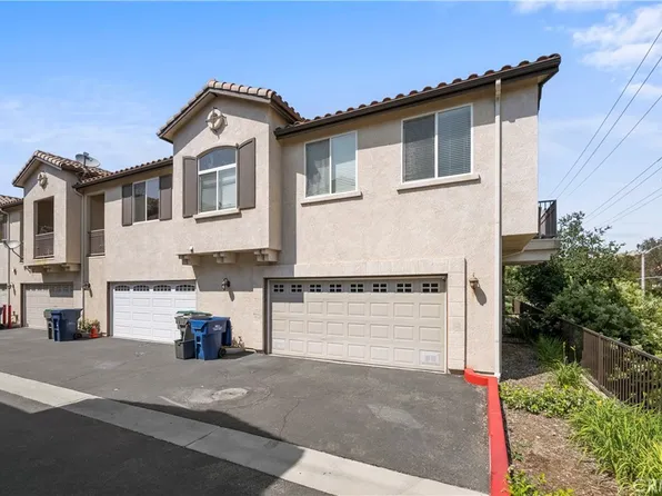 27968 Avalon Dr, Canyon Country, CA 91351