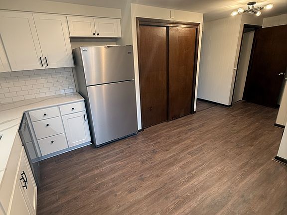 2nd image of 4129 Bryant St