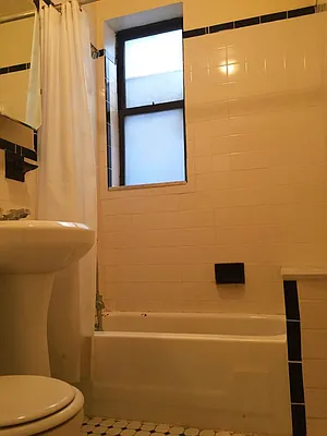 Rented by Bohemia Realty Group | media 6