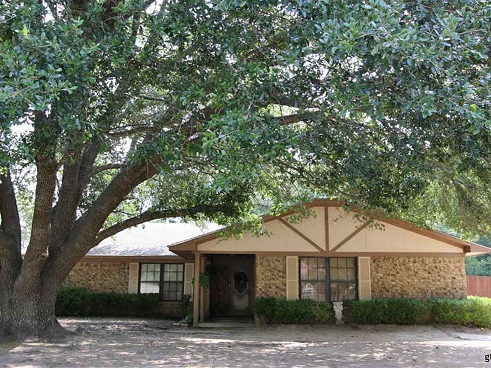 1st image of 21563 Sorrell Dr