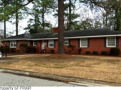 2300 N McMillan Ave, Lumberton, NC, 28358