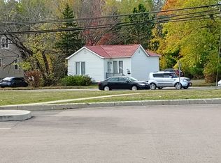 562 Elmwood Dr, Moncton, NB E1A2X3