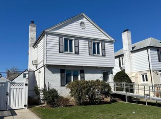7338 178th St, Fresh Meadows, NY 11366