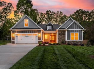 218 Engleman Ave, Burlington, NC 27215