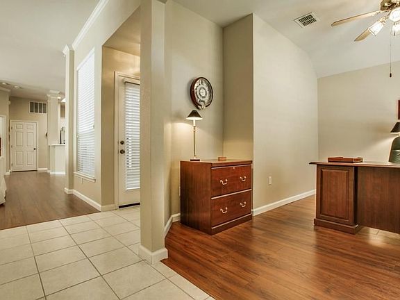 5th image of 3260 Candlewood Trl