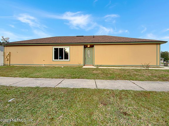 3rd image of 4211 JILLIAN Drive
